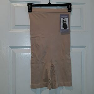 Catherines Intimates Seamless Thigh Shaper